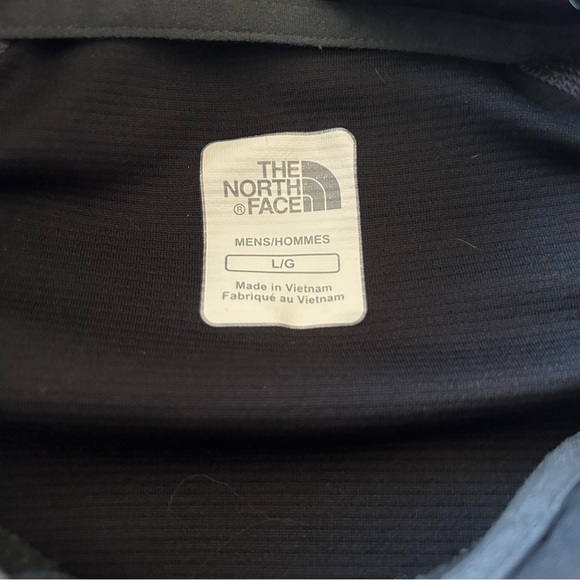 The North Face 1/2 zip Flashdry top - Picture 2 of 5
